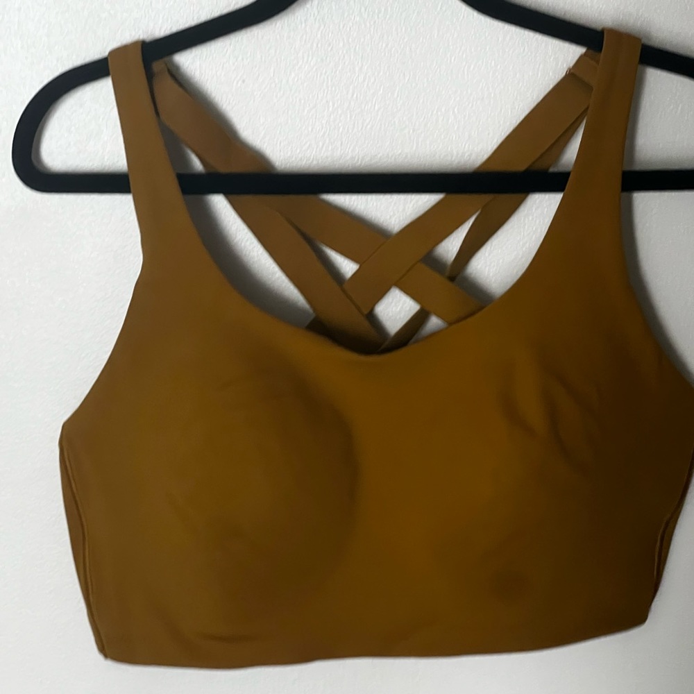 38DD New Lululemon Sports Bra Workout Bra in Butternut Brown
